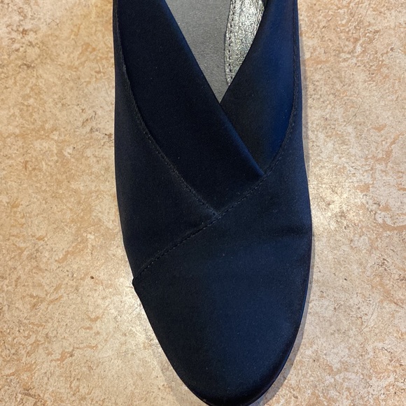 NWOT Naot Lucente black pump - US10 - Picture 5 of 5